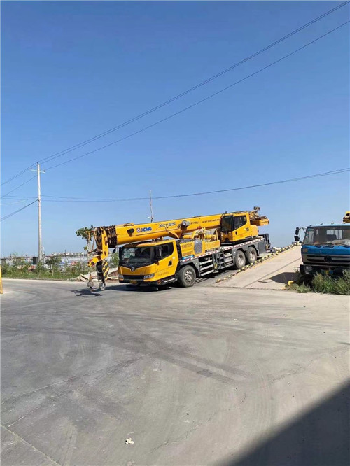 叶集区吊车作业时，可能会产生哪些额外收费项目？